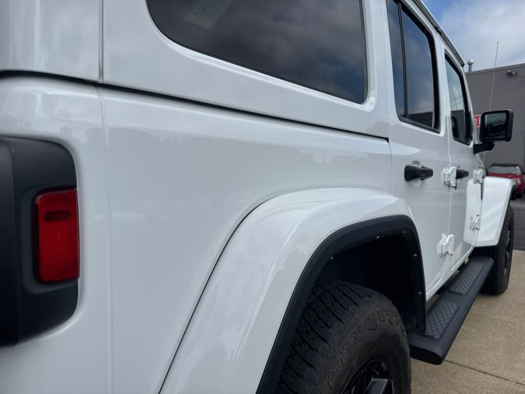 Used 2023 Jeep Wrangler Unlimited Sahara AWD/4WD image 6