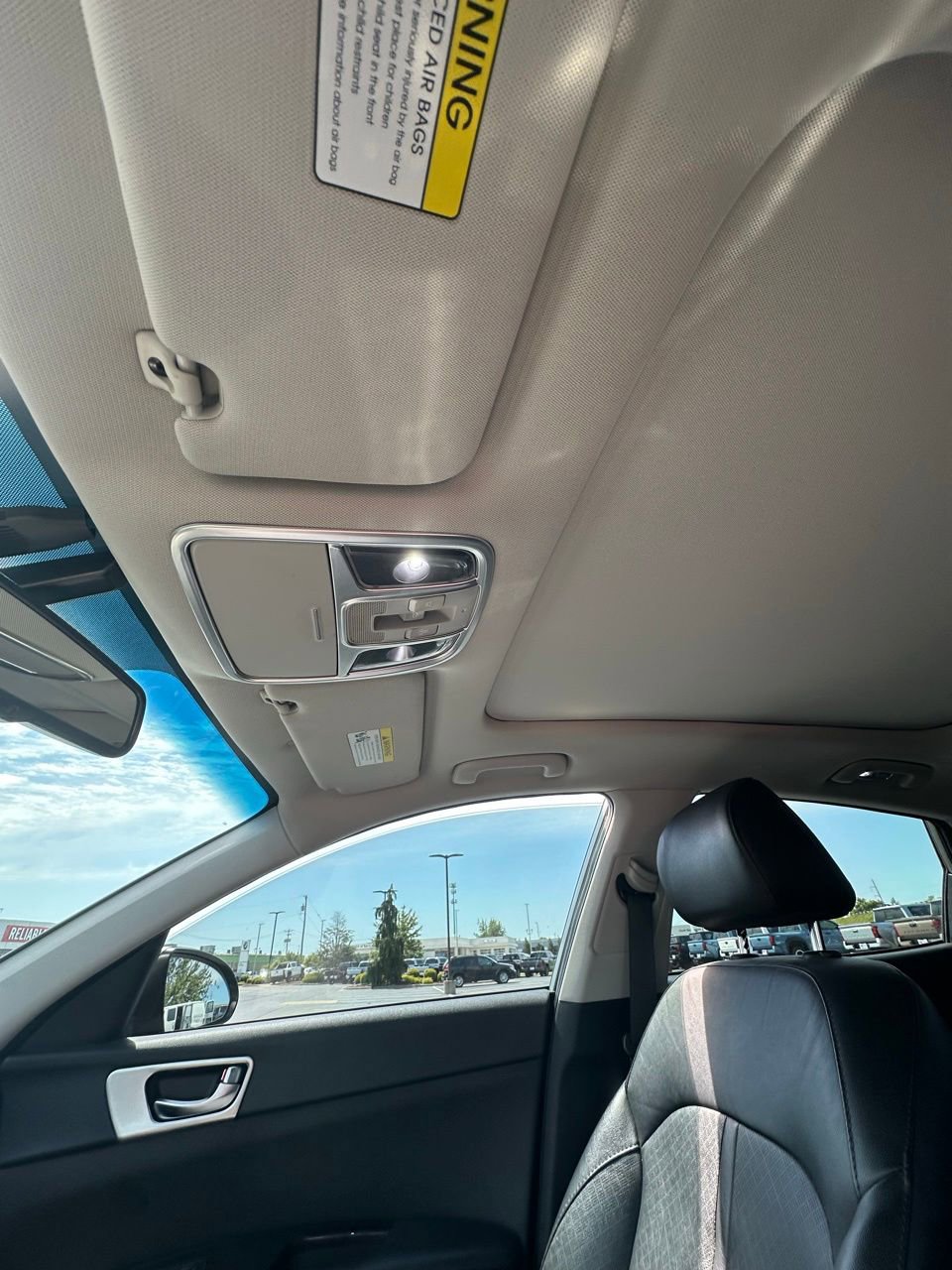 Used 2018 Kia Optima EX w/ Premium Package FWD image 17