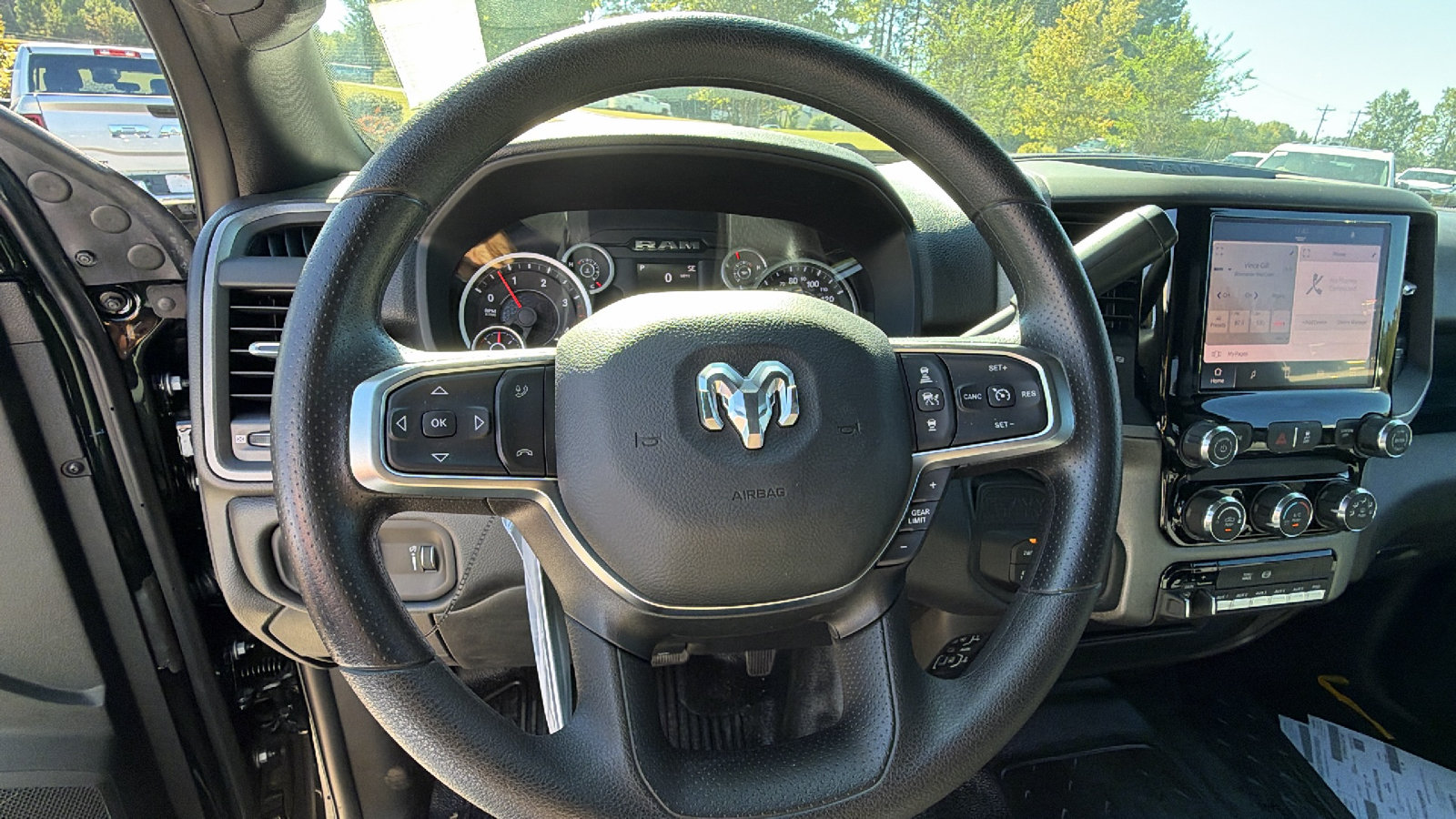 New 2026 RAM 5500 Tradesman w/ Chrome Appearance Group AWD/4WD image 21