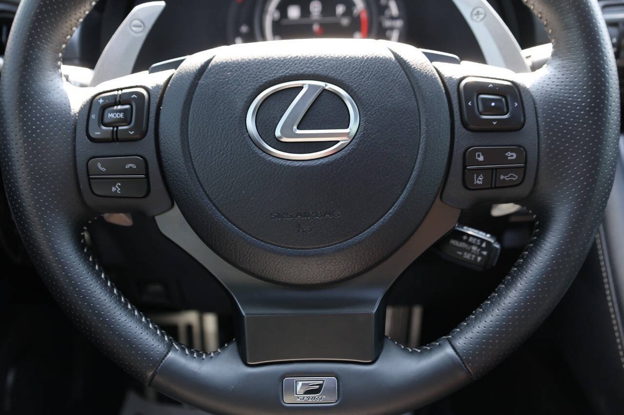 Used 2024 Lexus IS 500 RWD image 18