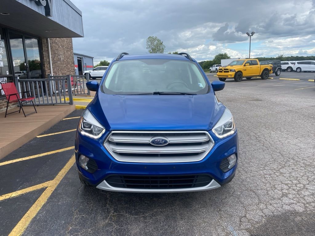 Used 2019 Ford Escape SEL image 3