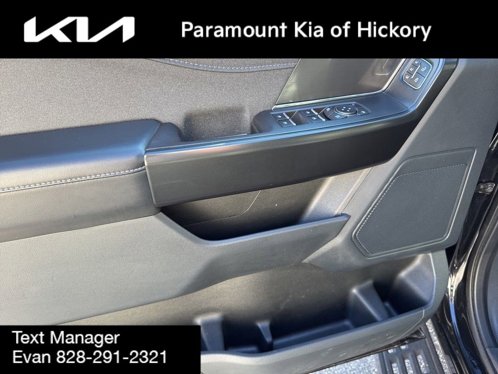 Used 2022 Ford F150 Raptor w/ Convenience Package image 18