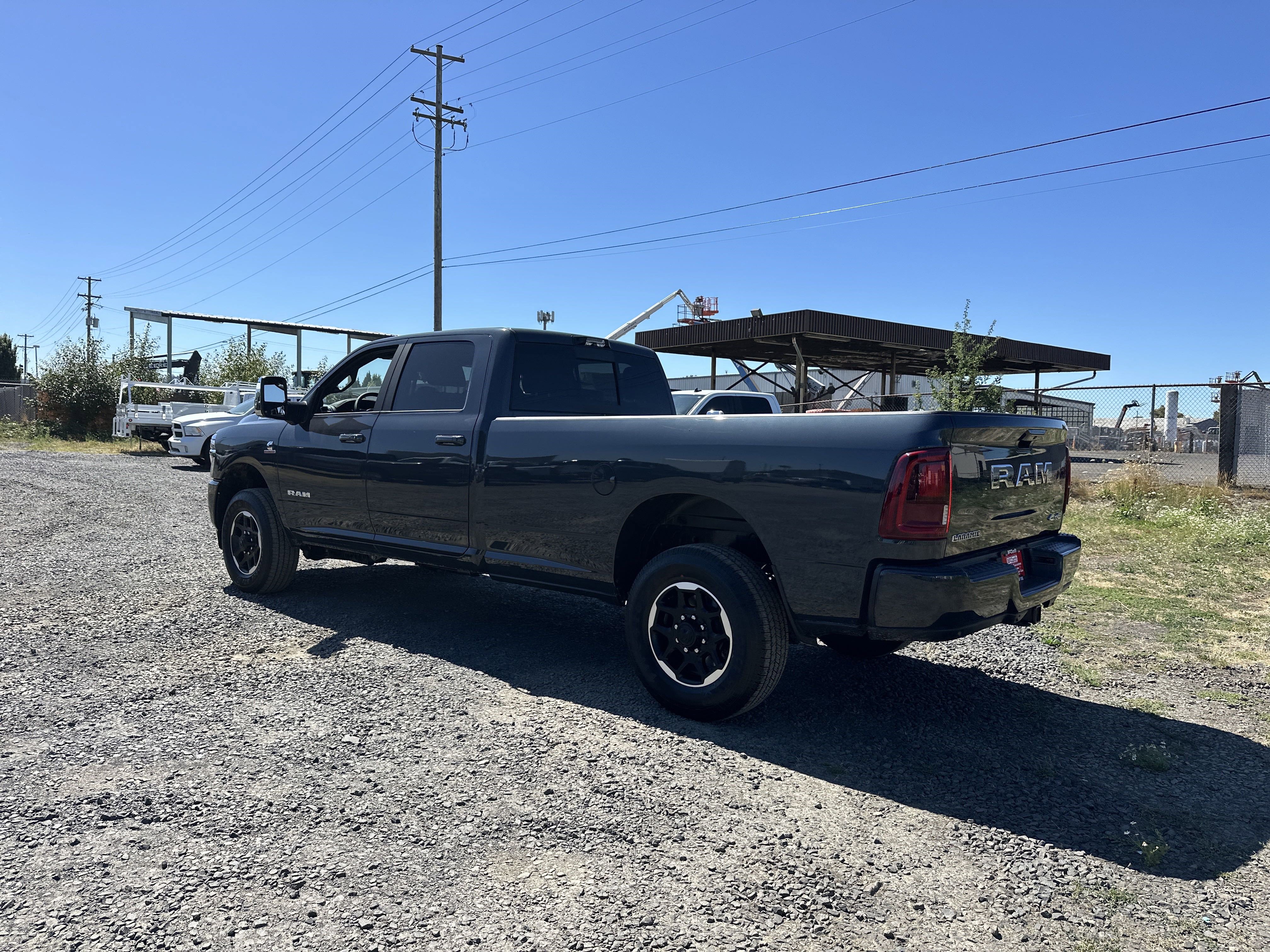 New 2025 RAM 3500 Laramie AWD/4WD image 5
