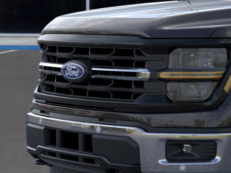 New 2025 Ford F150 XLT w/ Equipment Group 302A MID image 44