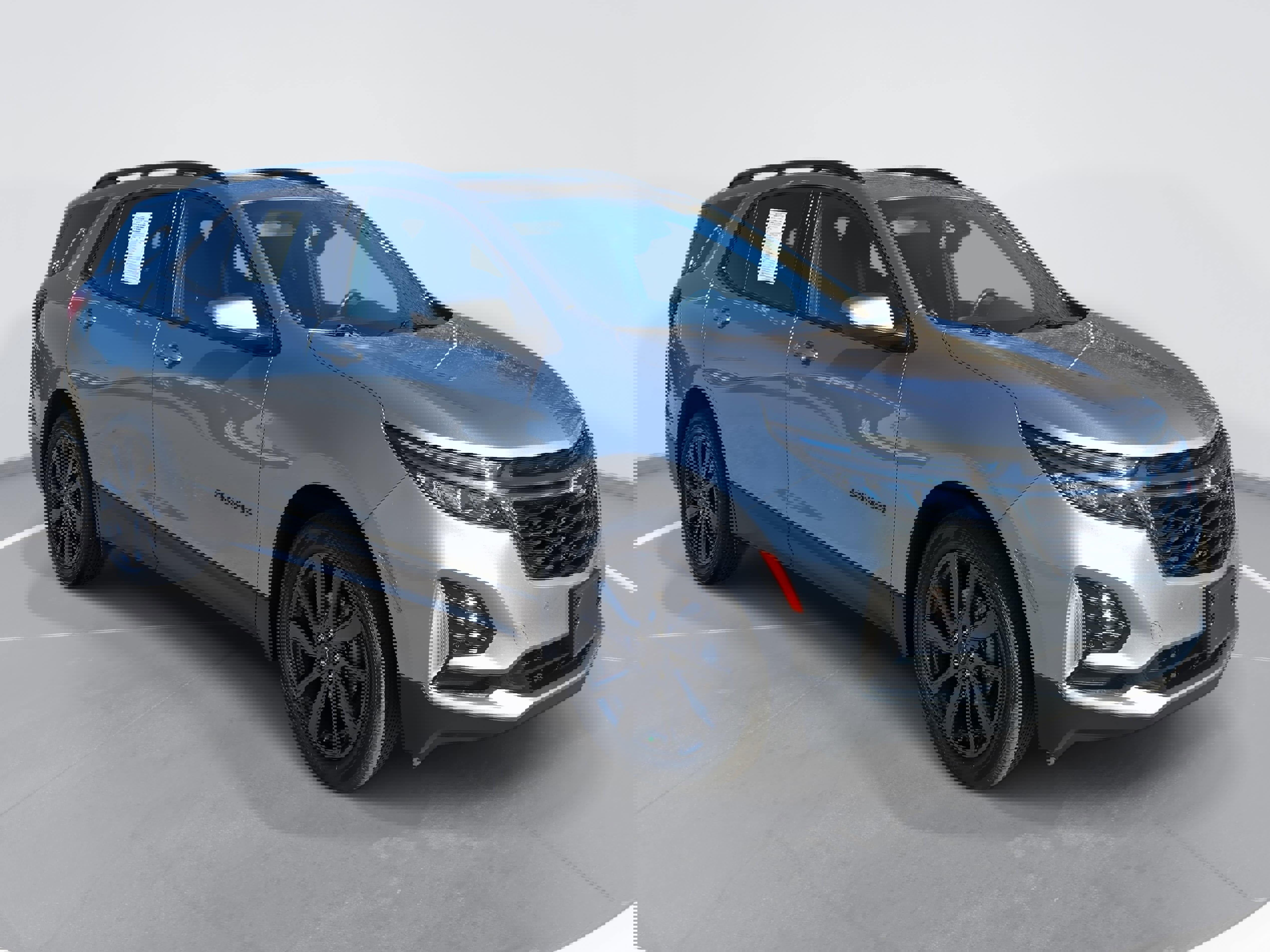 Used 2023 Chevrolet Equinox RS image 3