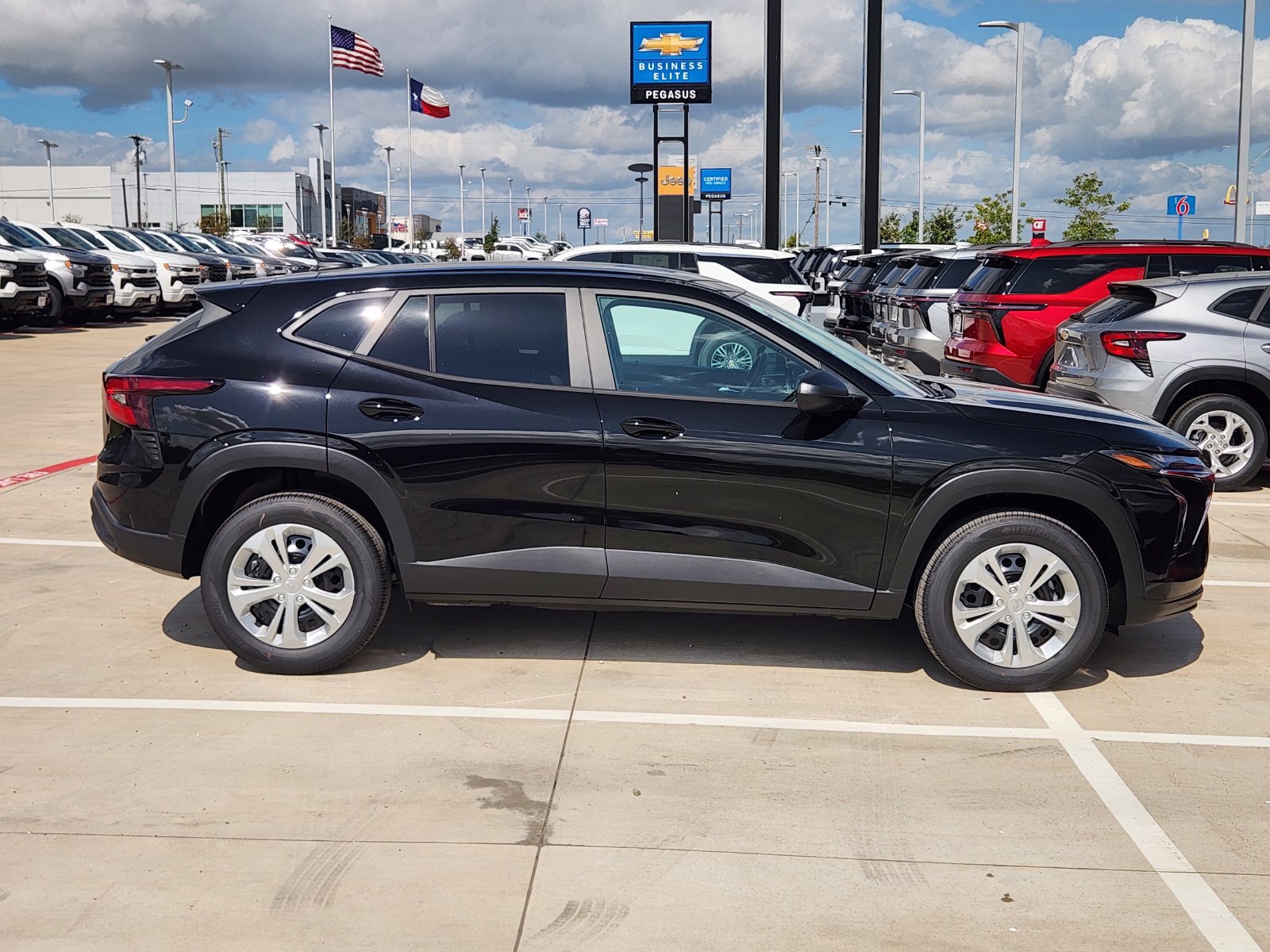 New 2026 Chevrolet Trax LS FWD image 7