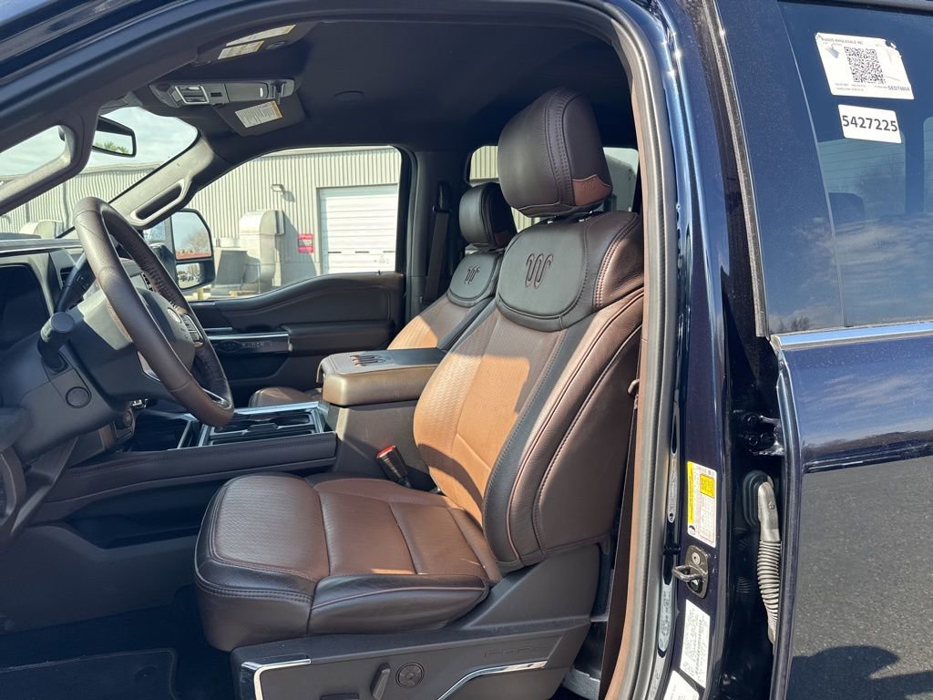 Used 2025 Ford F450 King Ranch w/ Chrome Package image 11
