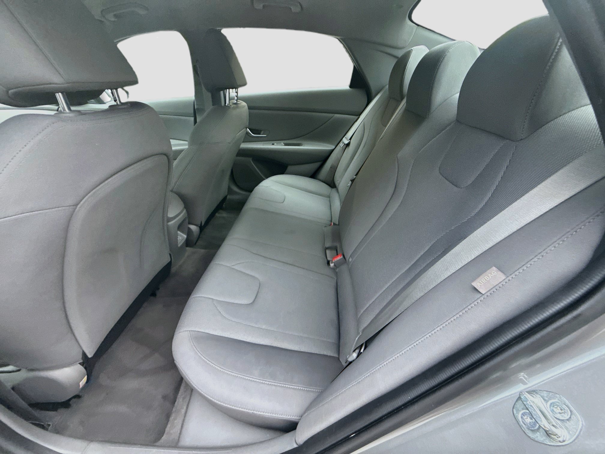 Used 2024 Hyundai Elantra SE FWD image 22