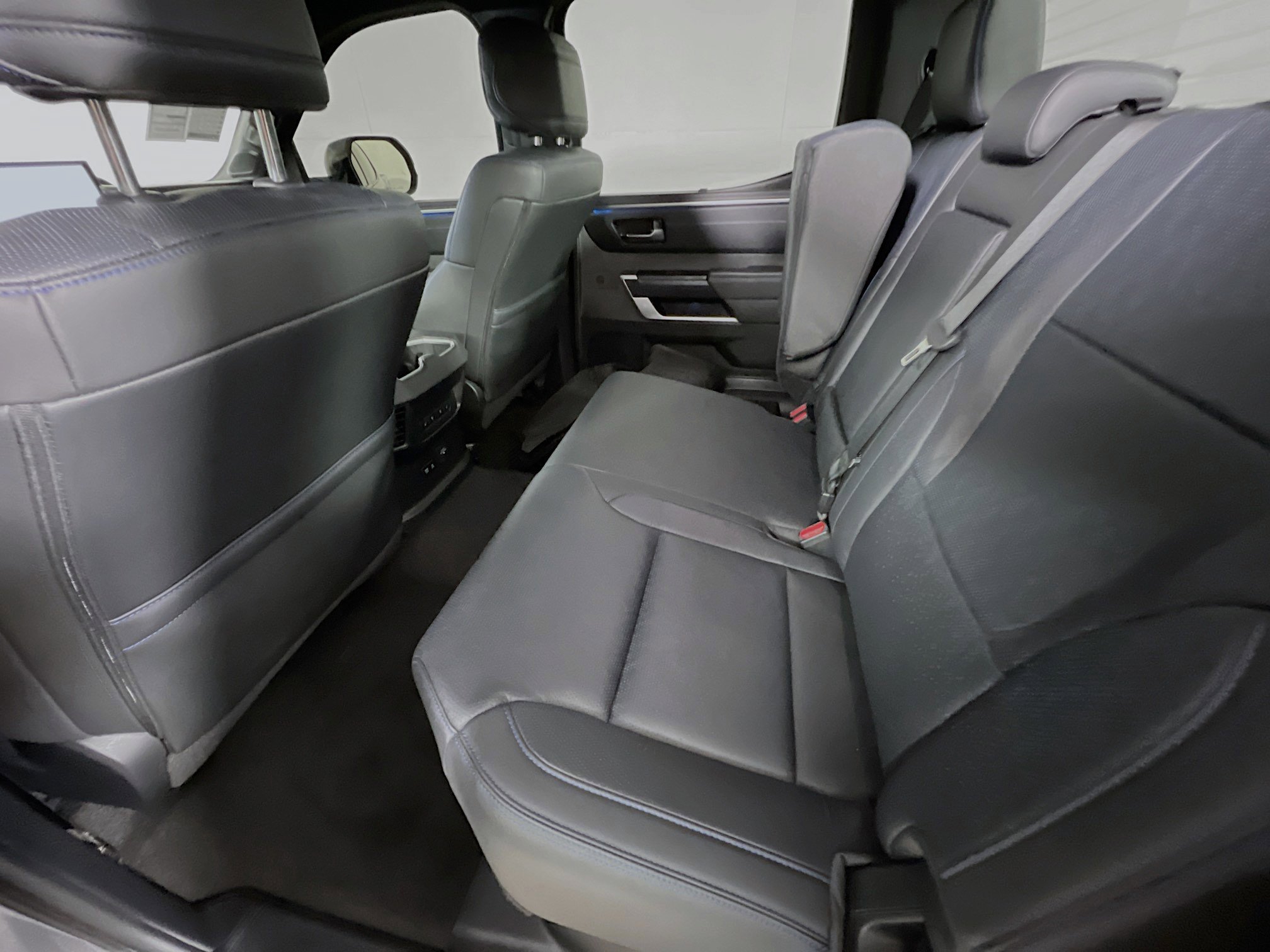 Used 2024 Toyota Tundra Platinum image 28