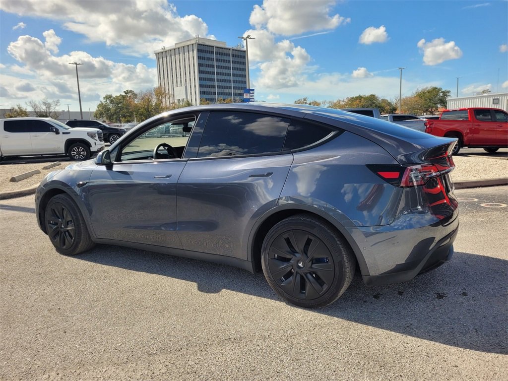 Used 2020 Tesla Model Y Long Range image 10