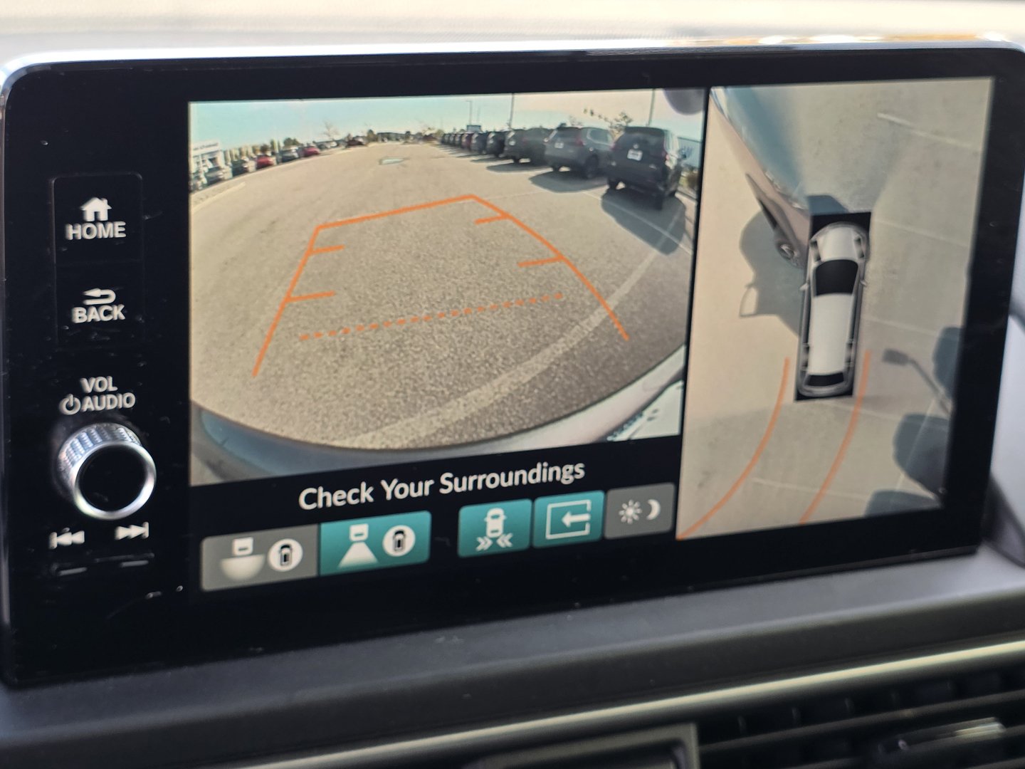 Certified 2024 Honda Pilot Elite image 3