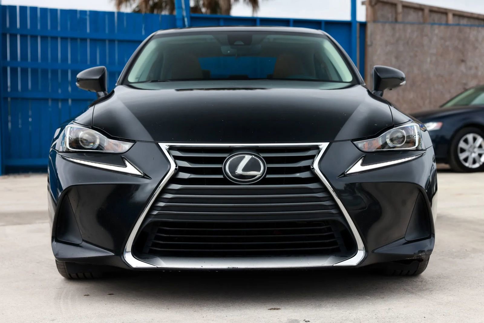 Used 2017 Lexus IS 200t RWD image 10
