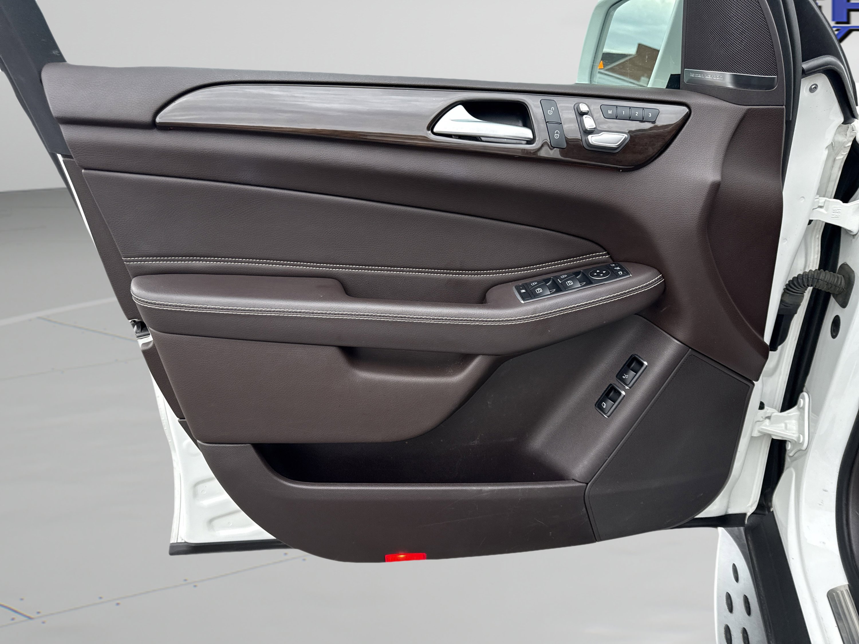 Used 2019 Mercedes-Benz GLS 450 4MATIC image 16