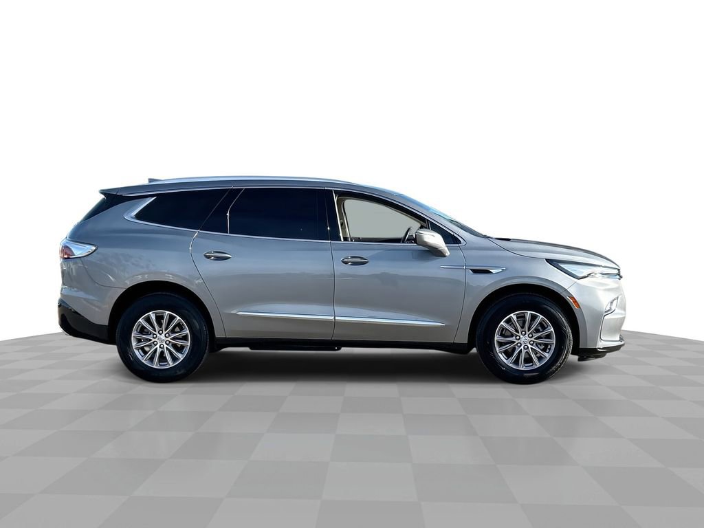 Used 2023 Buick Enclave Essence w/ Trailering Package, 5000 lbs. FWD image 9