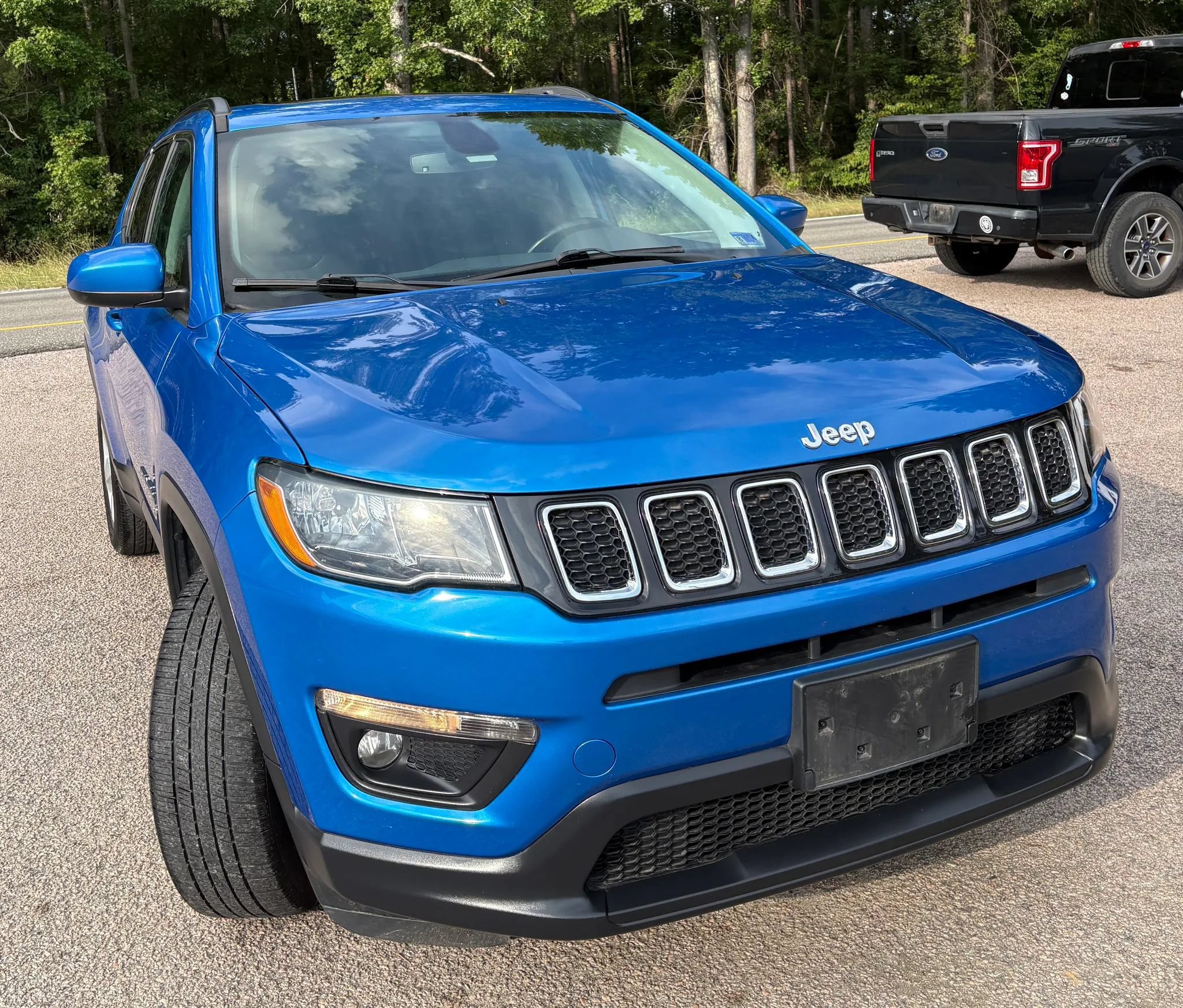 Used 2021 Jeep Compass Latitude w/ Sun and Sound Group AWD/4WD image 8
