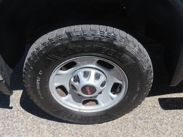 Used 2023 GMC Sierra 2500 Pro w/ Convenience Package AWD/4WD image 15