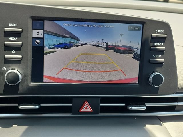 Certified 2026 Hyundai Elantra SE FWD image 18