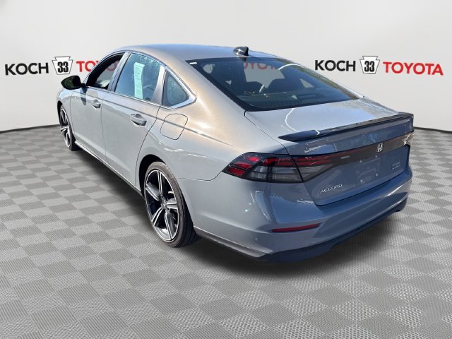 Used 2025 Honda Accord Sport image 6