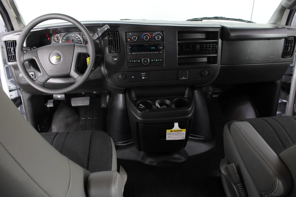 New 2026 Chevrolet Express 2500 RWD image 7