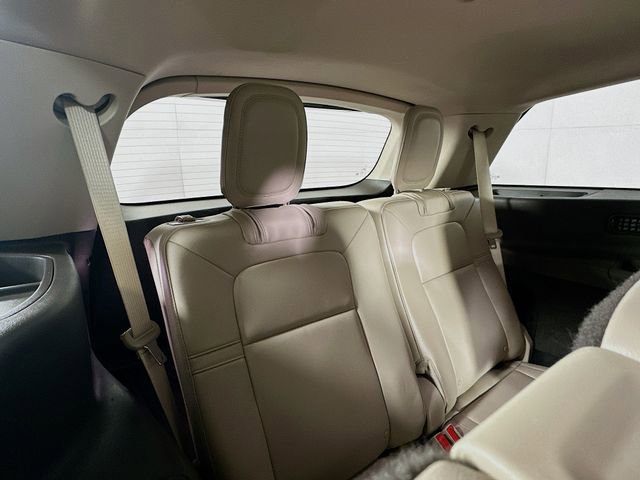 Used 2022 Lincoln Aviator AWD w/ Premium Package image 29