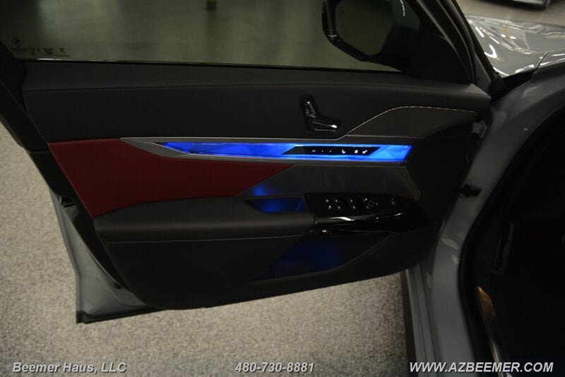 Used 2024 BMW 740i w/ M Sport Professional Package RWD image 43