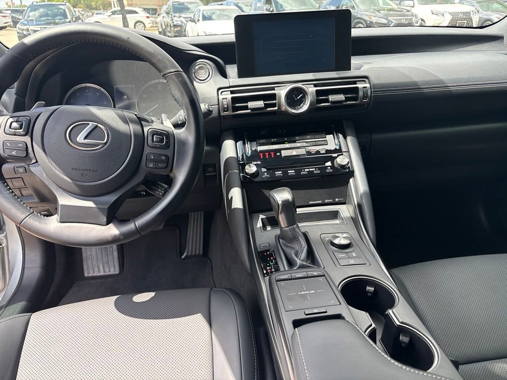 Used 2021 Lexus IS 300 RWD image 16