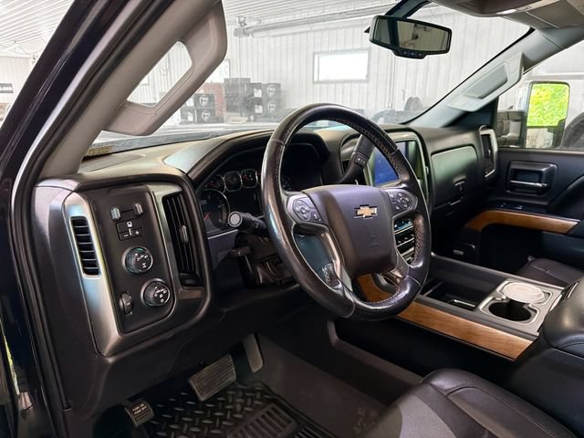 Used 2019 Chevrolet Silverado 3500 LTZ w/ LTZ Plus Package AWD/4WD image 8