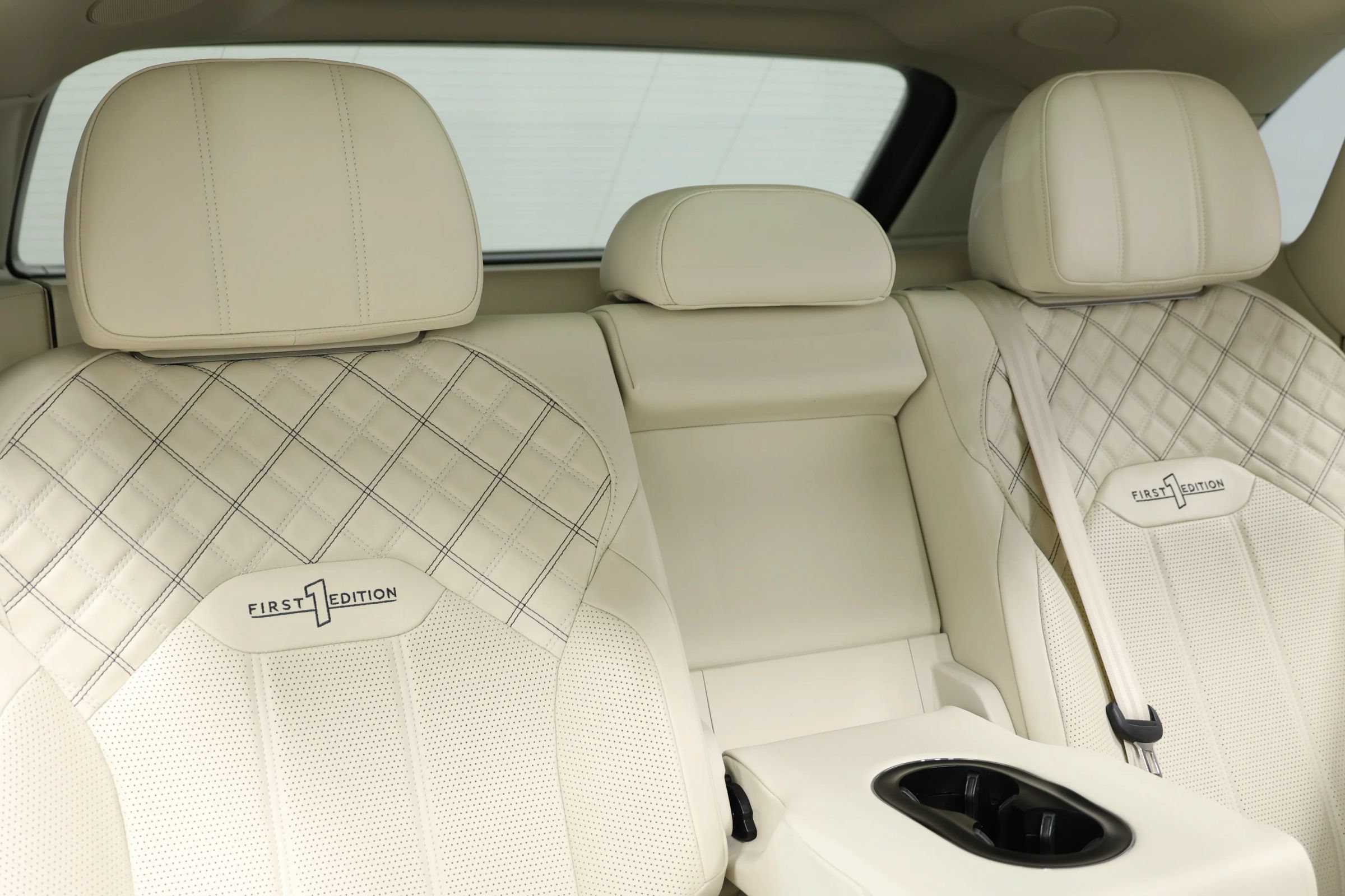 Used 2021 Bentley Bentayga w/ First Edition Specification AWD/4WD image 92