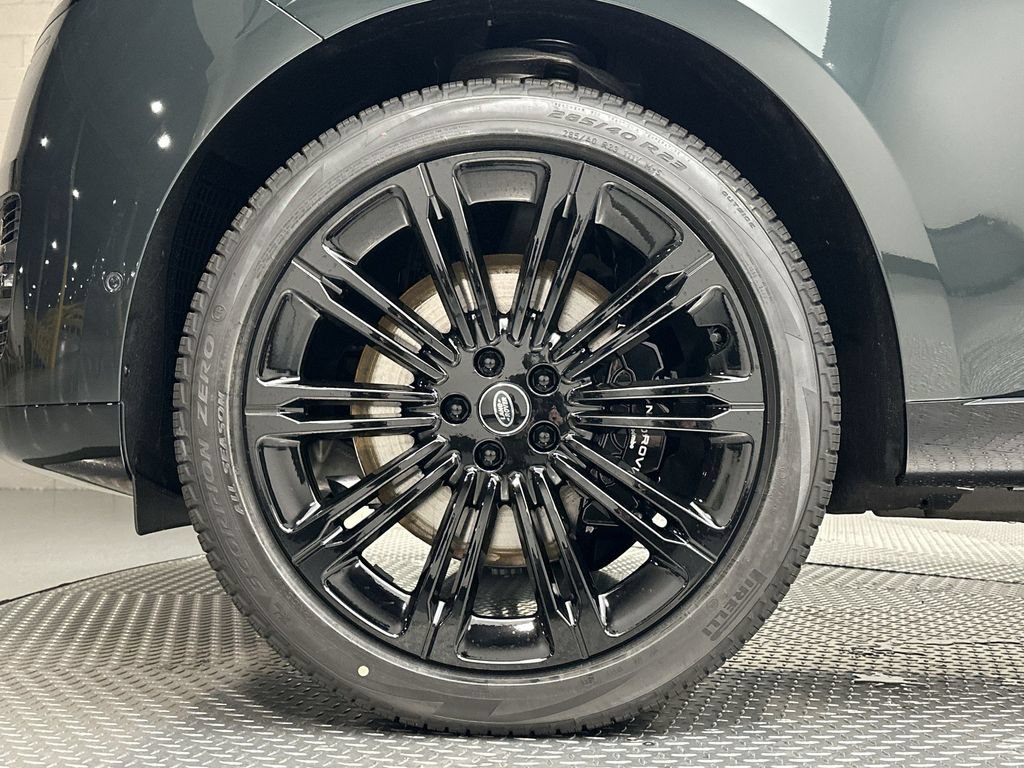 Used 2024 Land Rover Range Rover Long Wheelbase Autobiography AWD/4WD image 10