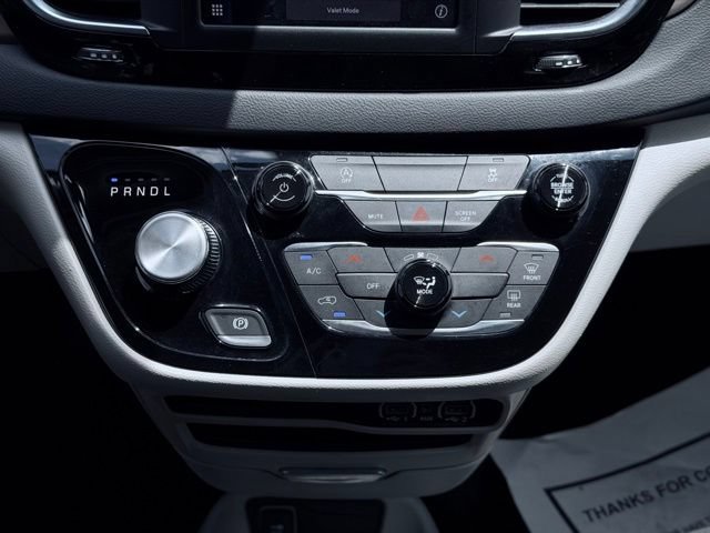 Certified 2023 Chrysler Voyager LX FWD image 38