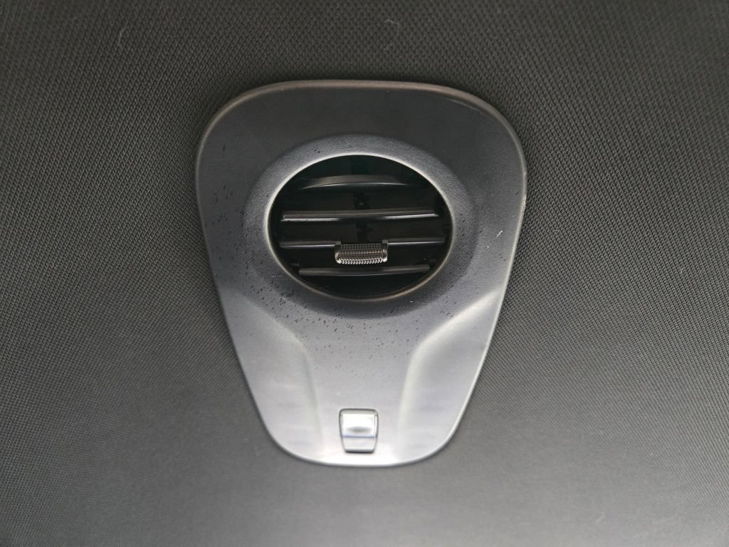 Used 2019 Chrysler Pacifica Touring-L Plus w/ Advanced Safetytec Group FWD image 44