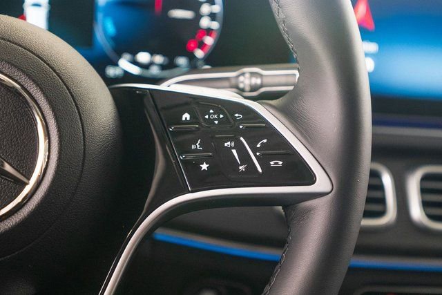 New 2026 Mercedes-Benz GLE 450e 4MATIC image 18