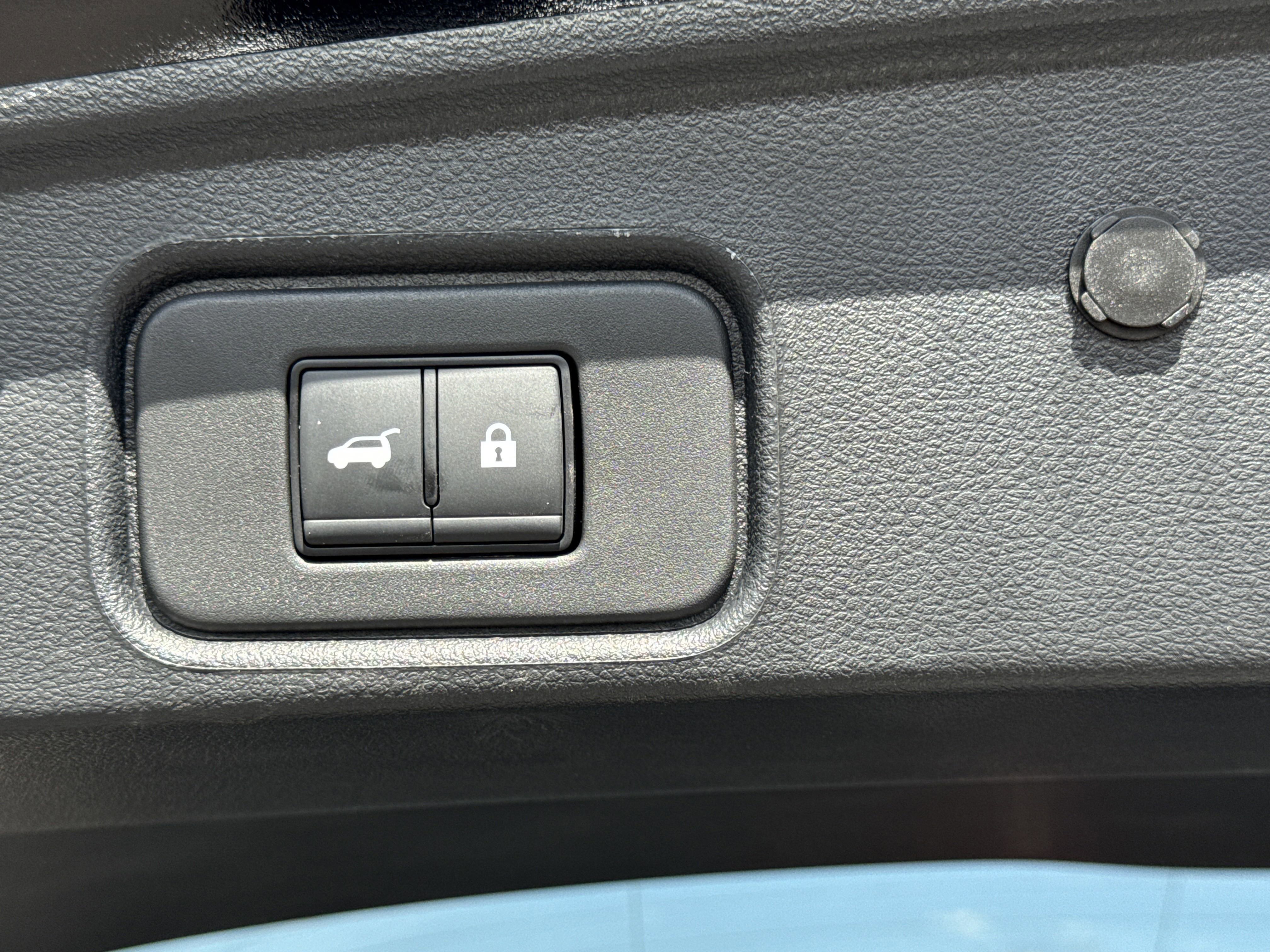 New 2025 Nissan Pathfinder Platinum w/ Cargo Package image 24