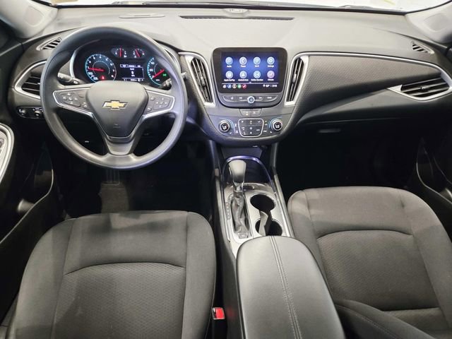 Used 2025 Chevrolet Malibu LT FWD image 6