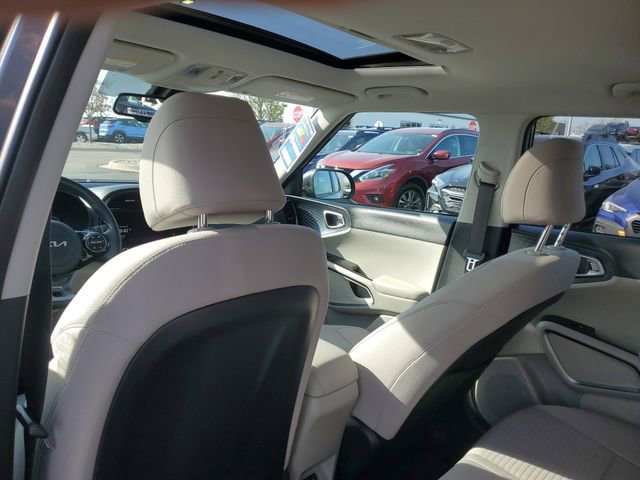 Certified 2023 Kia Soul EX FWD image 9