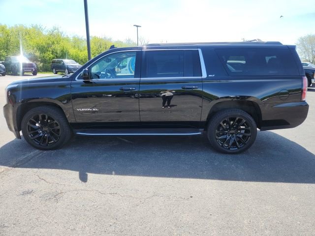 Used 2018 GMC Yukon XL SLT w/ Open Road Package AWD/4WD image 11
