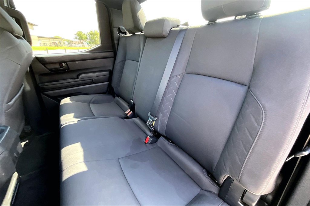 Used 2025 Toyota Tacoma SR5 AWD/4WD image 24