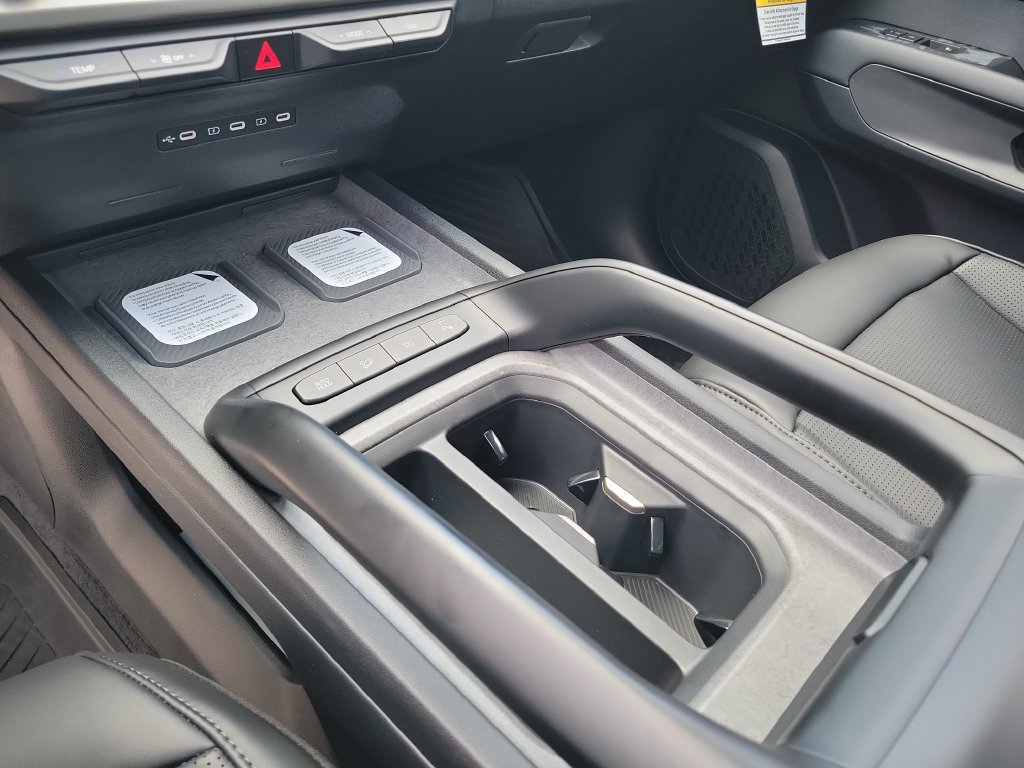 New 2027 Kia Telluride LX w/ Towing Package FWD image 22