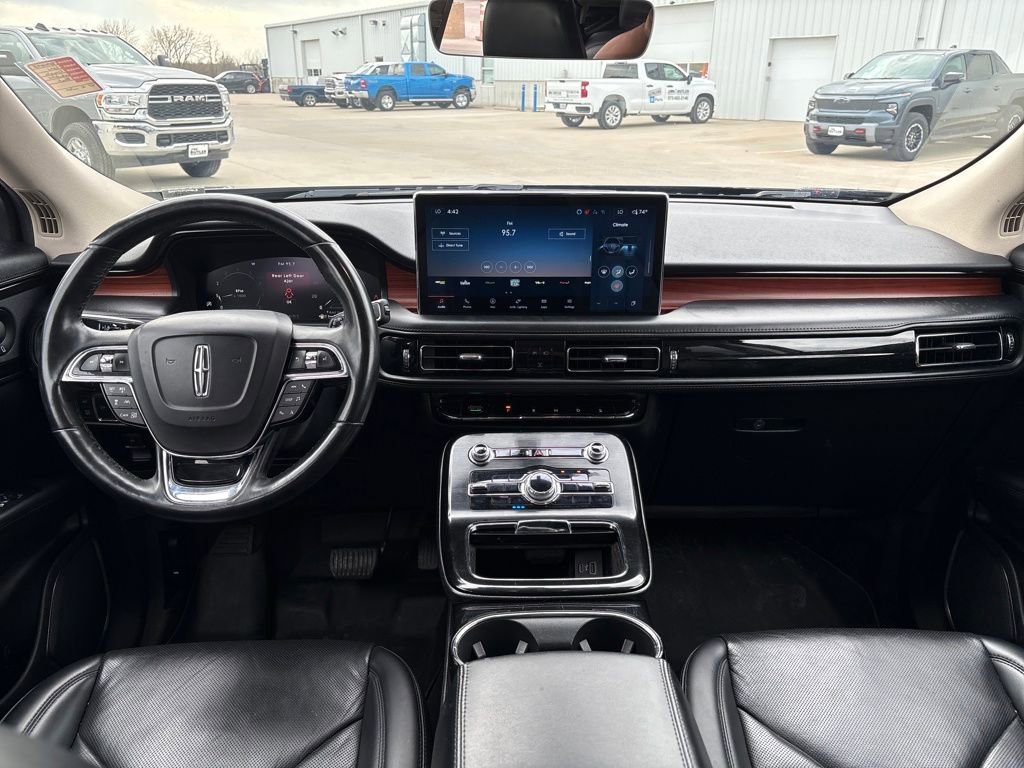 Used 2021 Lincoln Nautilus Reserve w/ Equipment Group 201A image 16