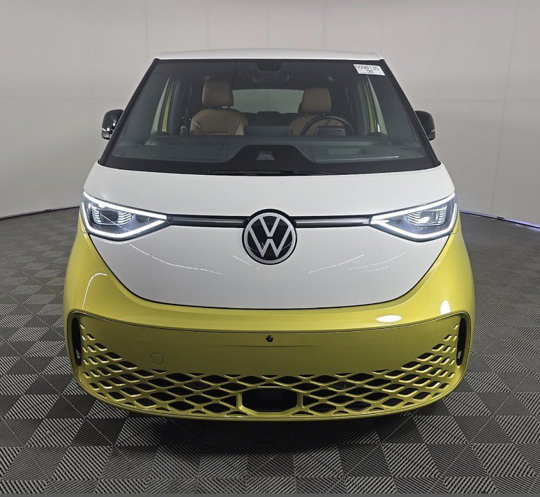 Used 2025 Volkswagen ID. Buzz Pro S Plus RWD image 2