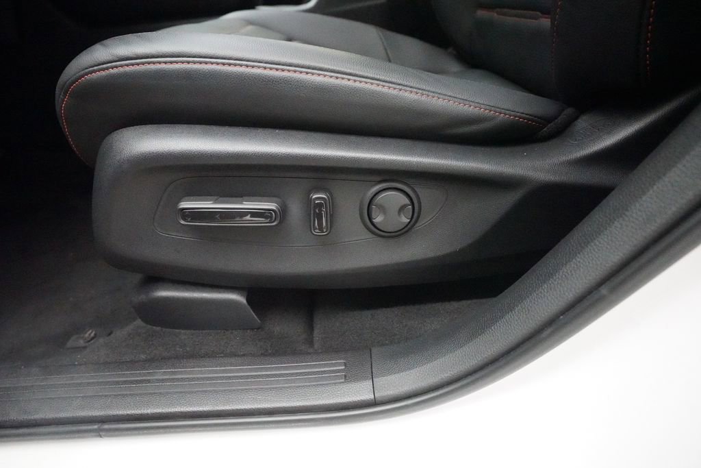 Certified 2025 Honda CR-V Sport Touring image 29