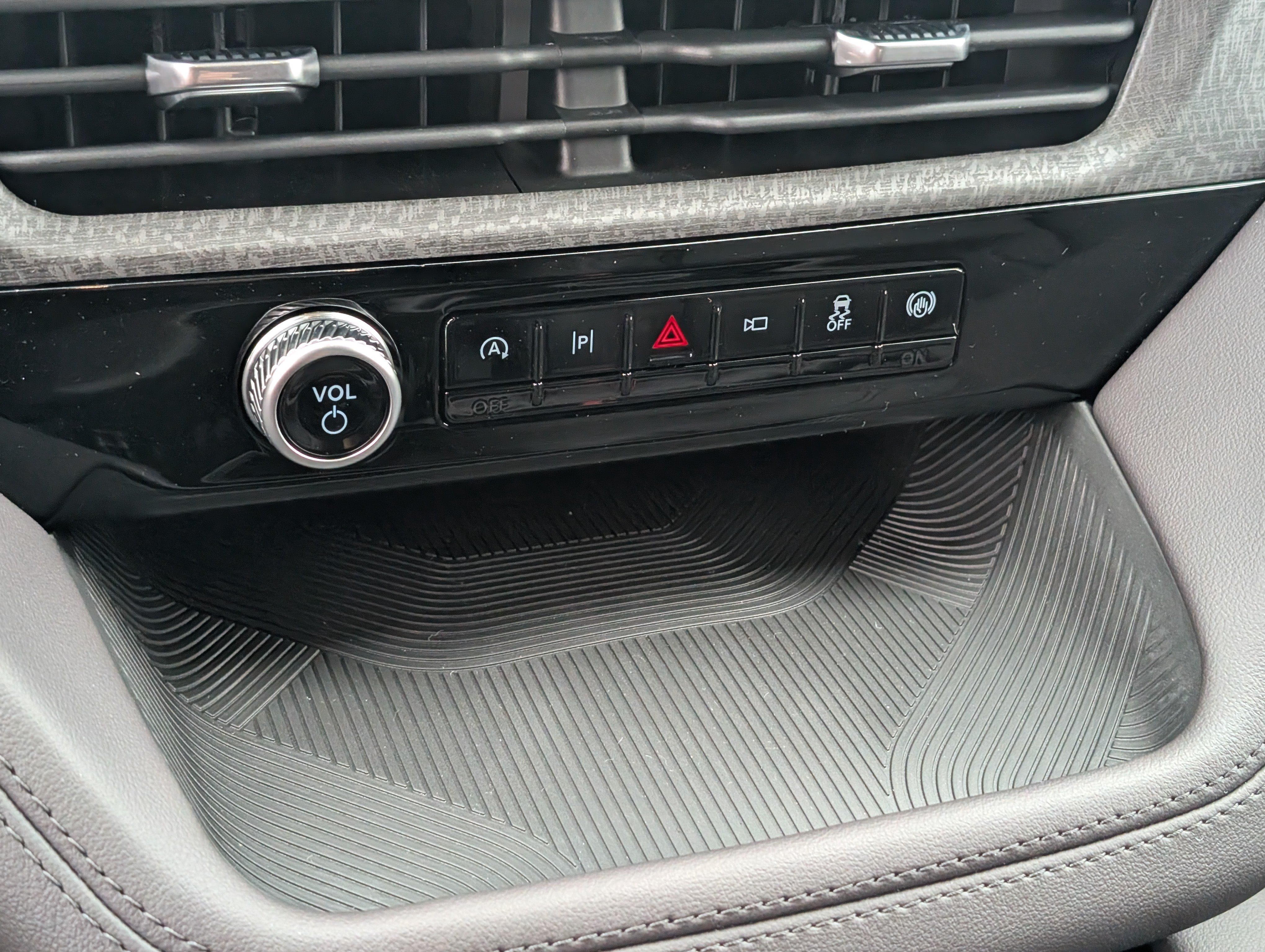New 2026 Ford Explorer Platinum RWD image 31