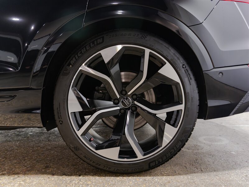 Used 2020 Audi SQ8 Prestige AWD/4WD image 15