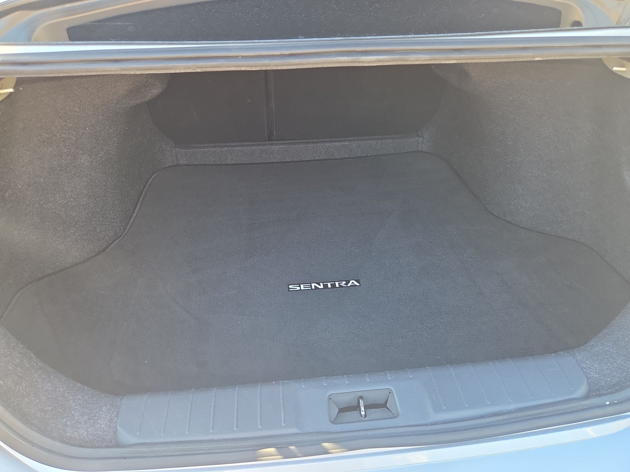 Used 2020 Nissan Sentra SV FWD image 31