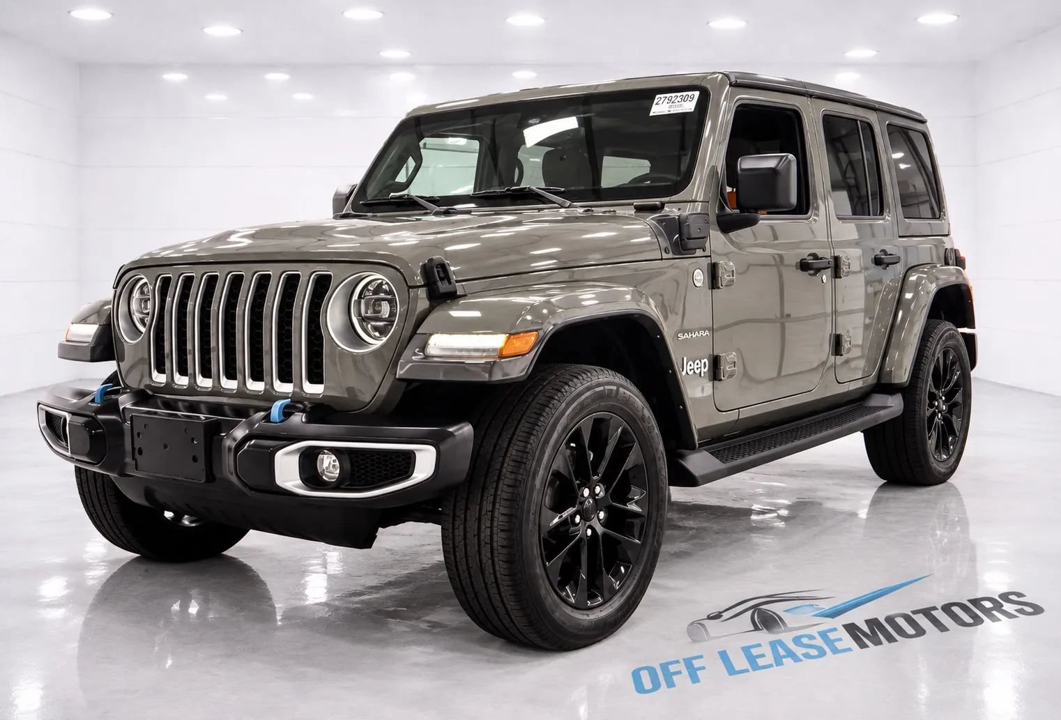 Used 2023 Jeep Wrangler Unlimited Sahara w/ Cold Weather Group AWD/4WD image 1