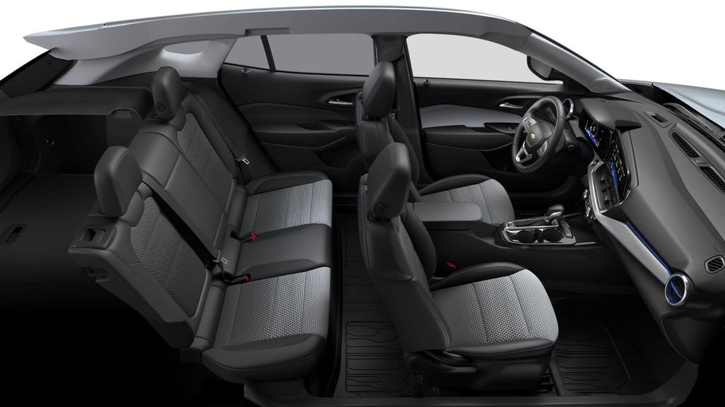 New 2026 Chevrolet Trax LT w/ LT Convenience Package image 6