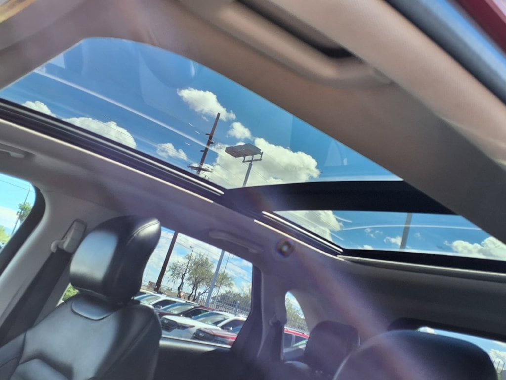 Used 2018 Ford Edge SEL w/ Equipment Group 201A FWD image 7