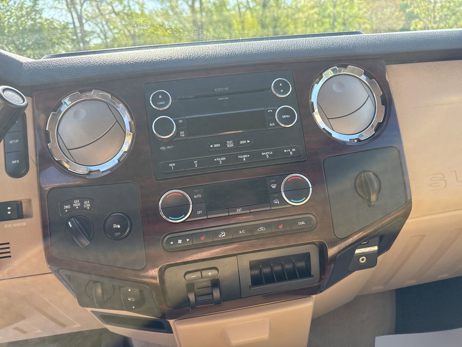 Used 2009 Ford F250 FX4 AWD/4WD image 13