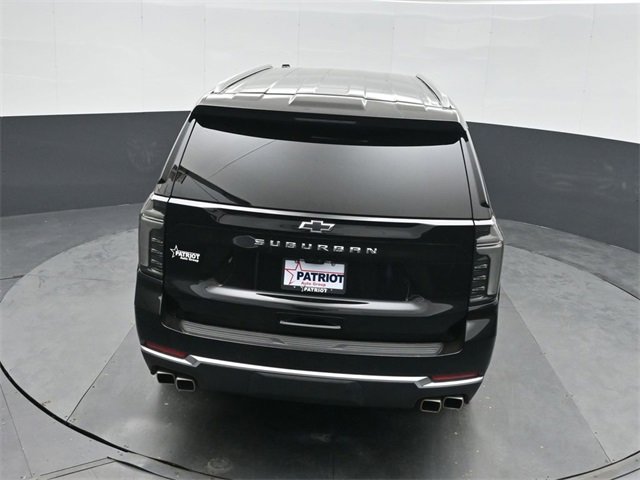 Used 2025 Chevrolet Suburban High Country w/ LPO, Illumination Package image 38