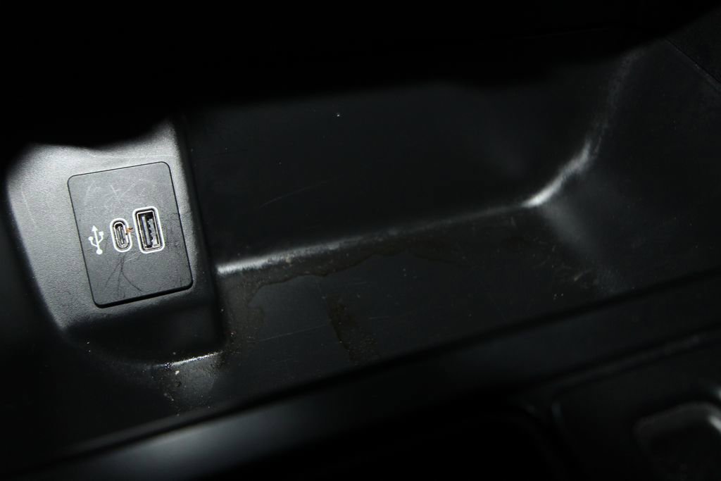 Used 2025 Ford F150 XL w/ Equipment Group 104A Hybrid image 17